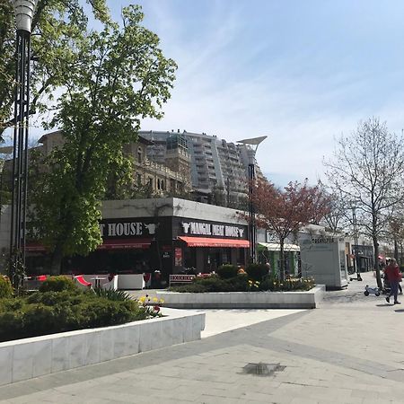 Аркадийский Дворец. Санрайз Apartment Odessa Luaran gambar